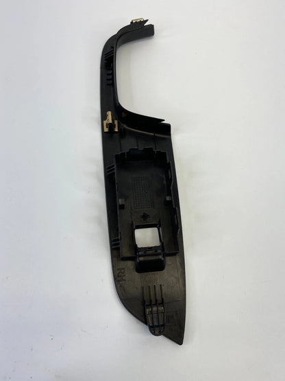 2010-2017 CHEVROLET EQUINOX FRONT RIGHT SIDE WINDOW SWITCH TRIM BEZEL 25946839