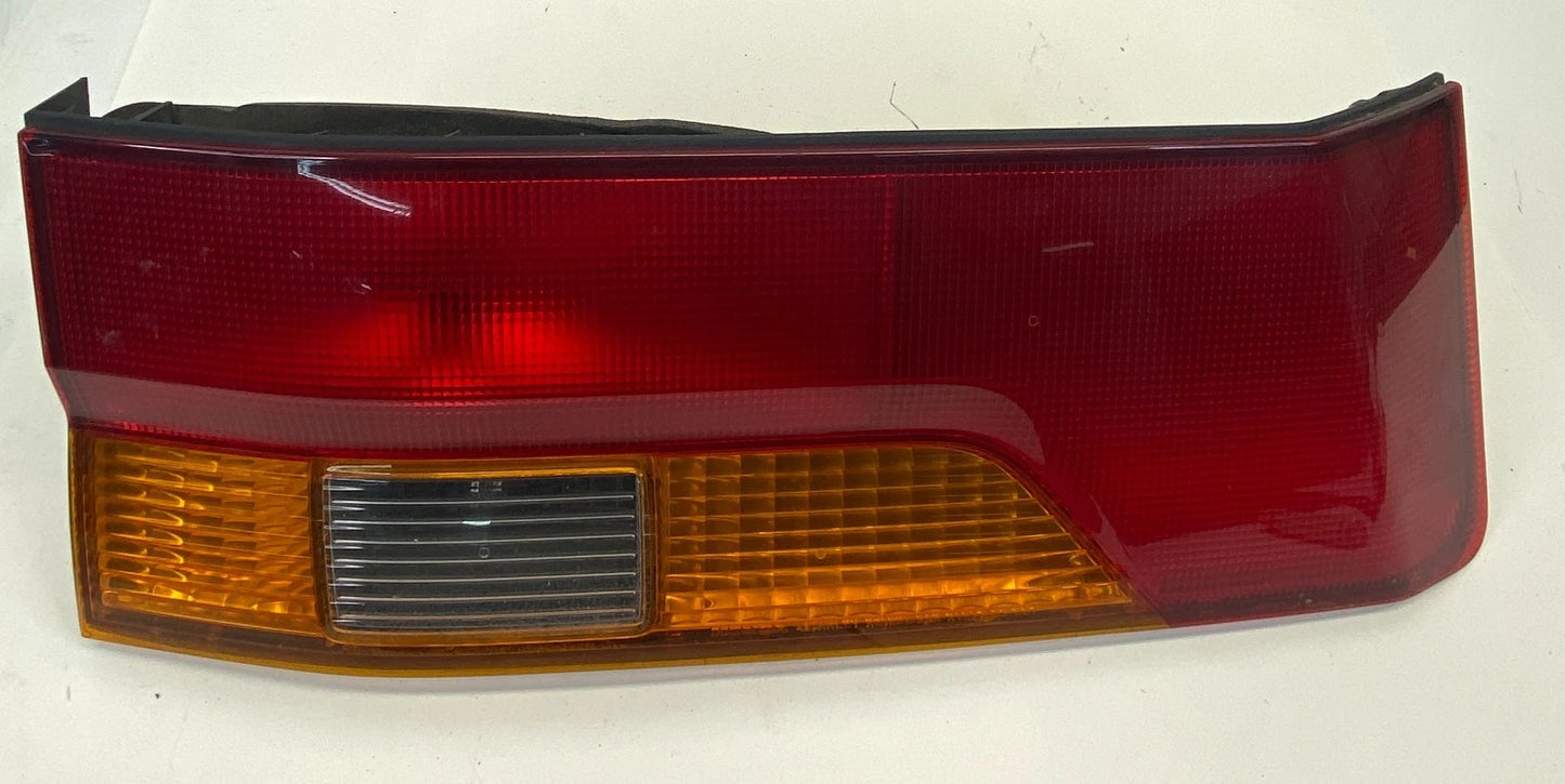 2002 2003 2004 HONDA ODYSSEY REAR LEFT DRIVER OUTER TAILLIGHT LAMP OEM