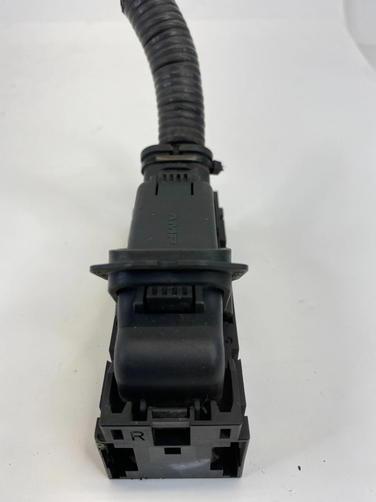 06 07 NISSAN XTERRA 4.0L A/T 4WD ABS PUMP ANTI LOCK BRAKE PLUG CONNECTOR RELAY