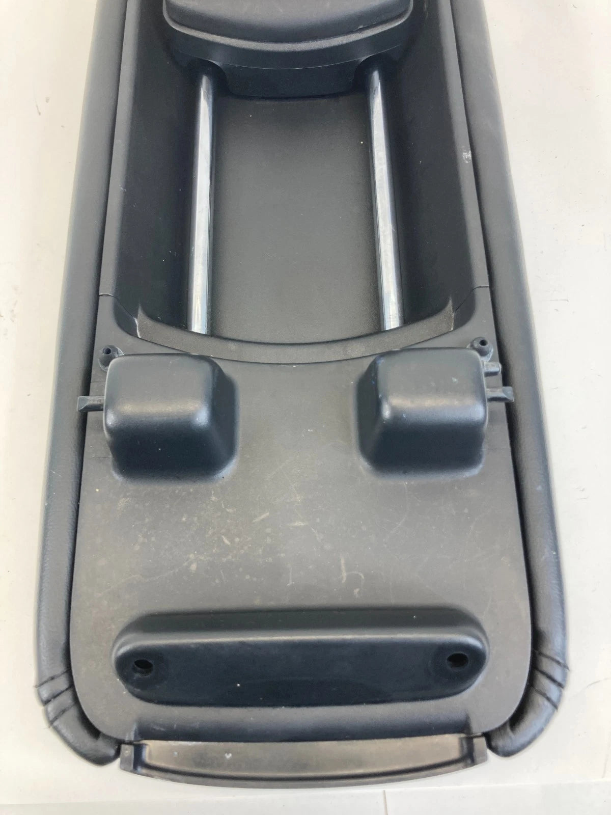2011-2020 DODGE JOURNEY CENTER CONSOLE LID ARMREST ARM REST BLACK OEM