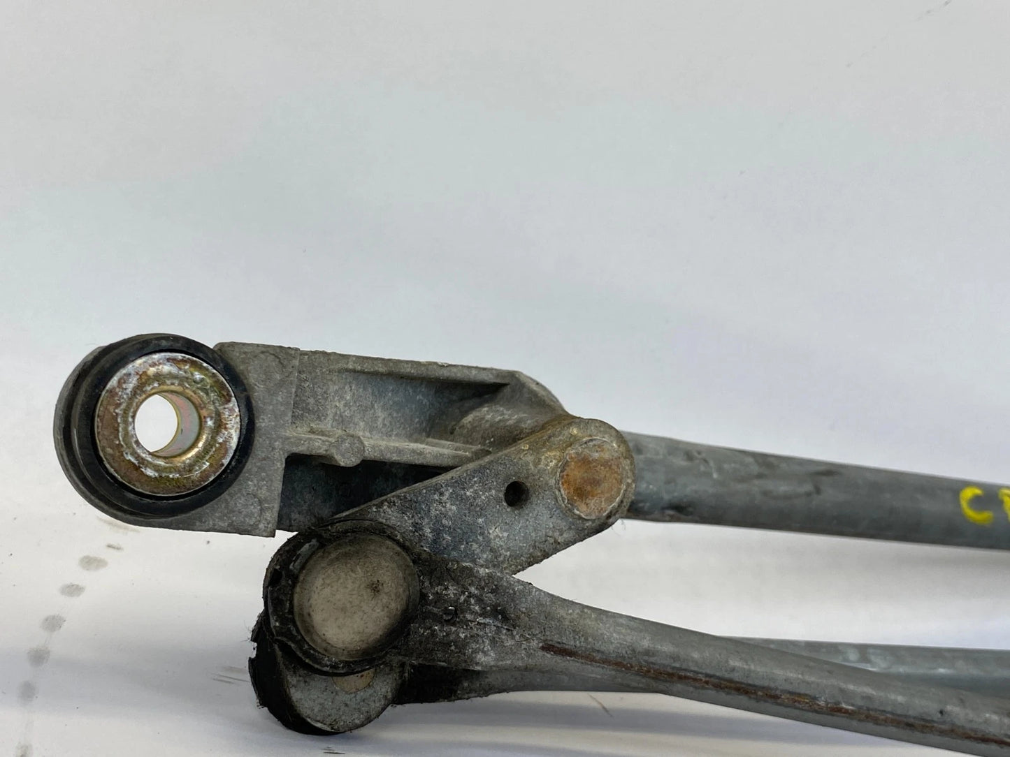 2001-2005 HONDA CIVIC FRONT WINDSHIELD WIPER MOTOR AND LINKAGE OEM 76500-S5D