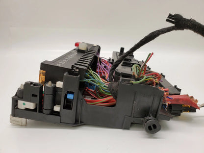 2001-2006 BMW 325CI RIGHT POWER DISTRIBUTION FUSE RELAY BOX PANEL 8364542 OEM