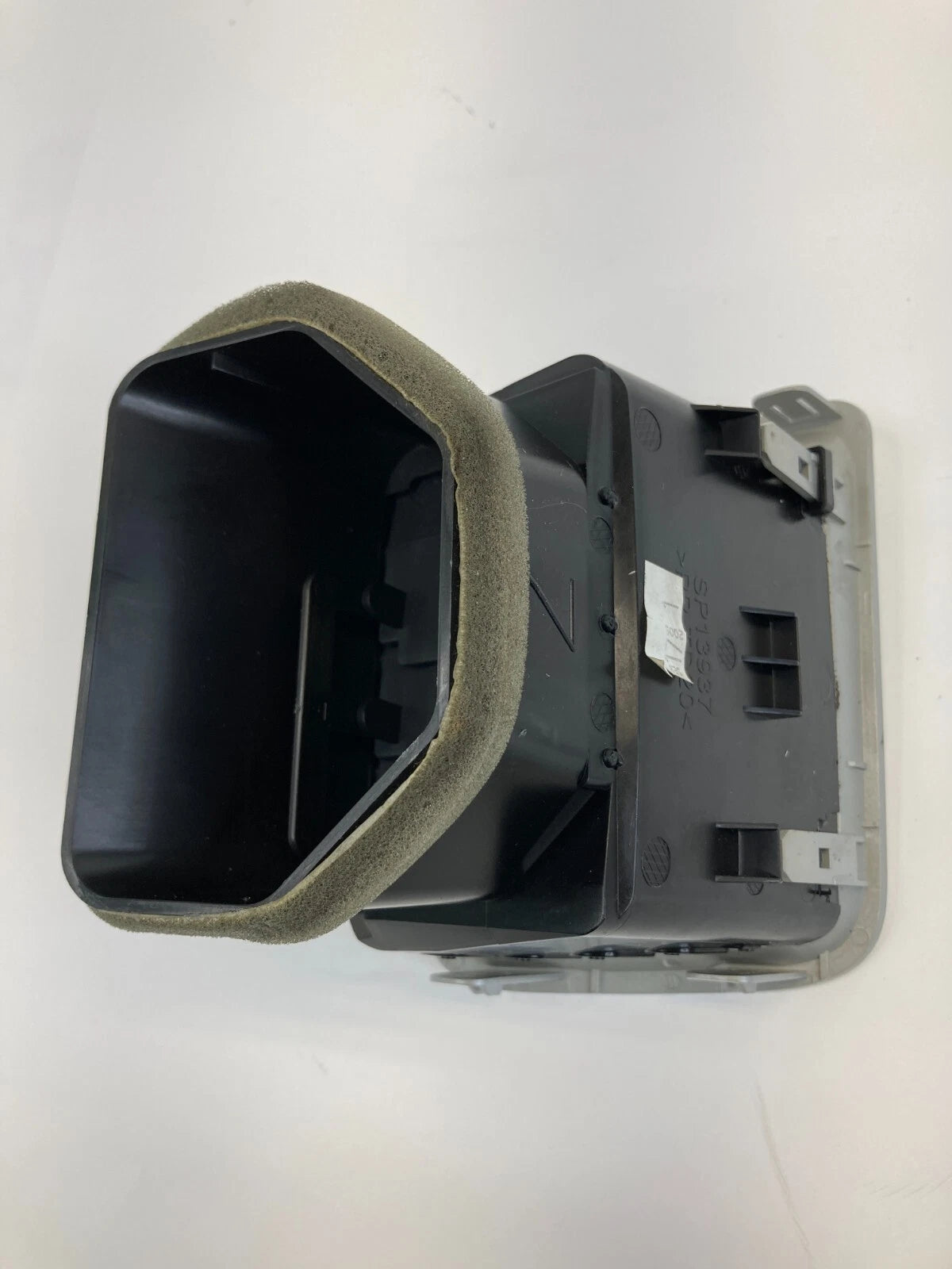 2010-2017 CHEVROLET EQUINOX FRONT LEFT DASH OUTER AIR VENT GRILLE 20862307 OEM