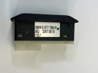 2006-2010 BMW 550I SEDAN PASSENGER OFF INDICATOR CONTROL SWITCH BUTTON 697778801