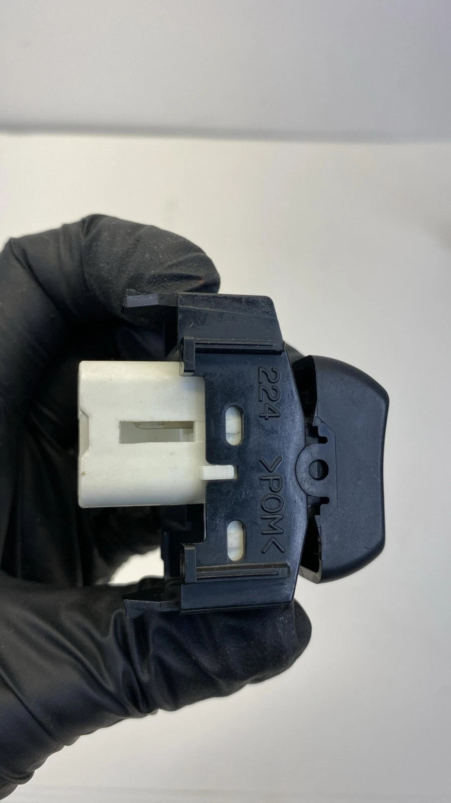 2005-2009 TOYOTA PRIUS FRONT RIGHT PASSENGER DOOR LOCK SWITCH BUTTON OEM