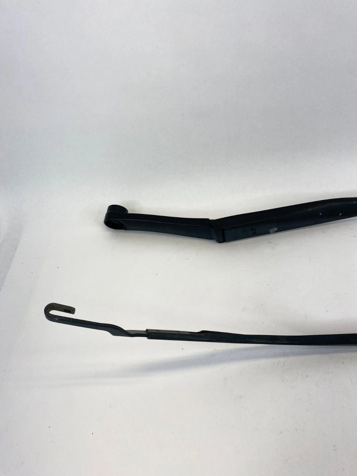 2011 2012 2013 2014 HYUNDAI SONATA HYBRID FRONT LEFT & RIGHT WIPER ARM PAIR OEM