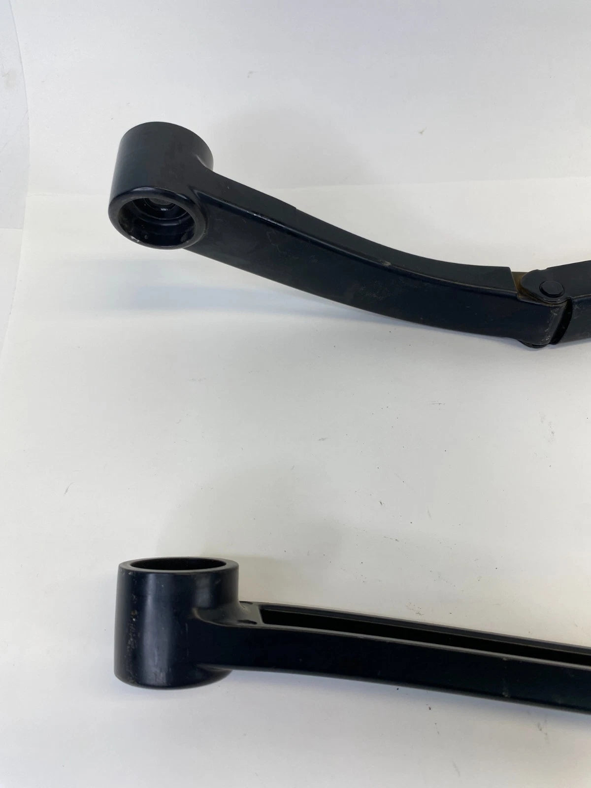 2016-2020 KIA SORENTO FRONT WINDSHIELD LEFT & RIGHT SIDE WIPER ARM SET OEM