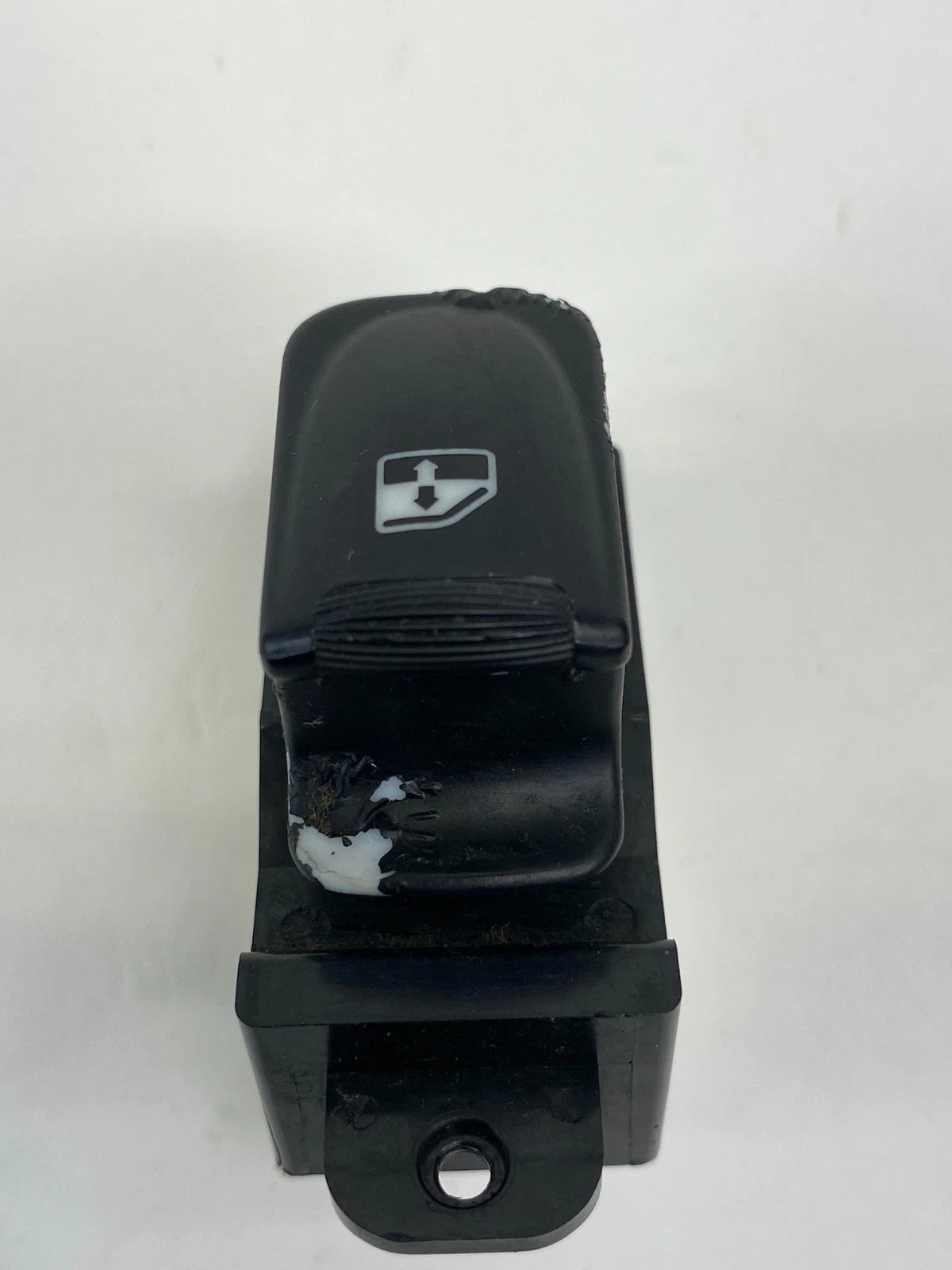 2007-2011 HYUNDAI ACCENT SEDAN REAR LEFT DOOR POWER WINDOW SWITCH 202005491 OEM