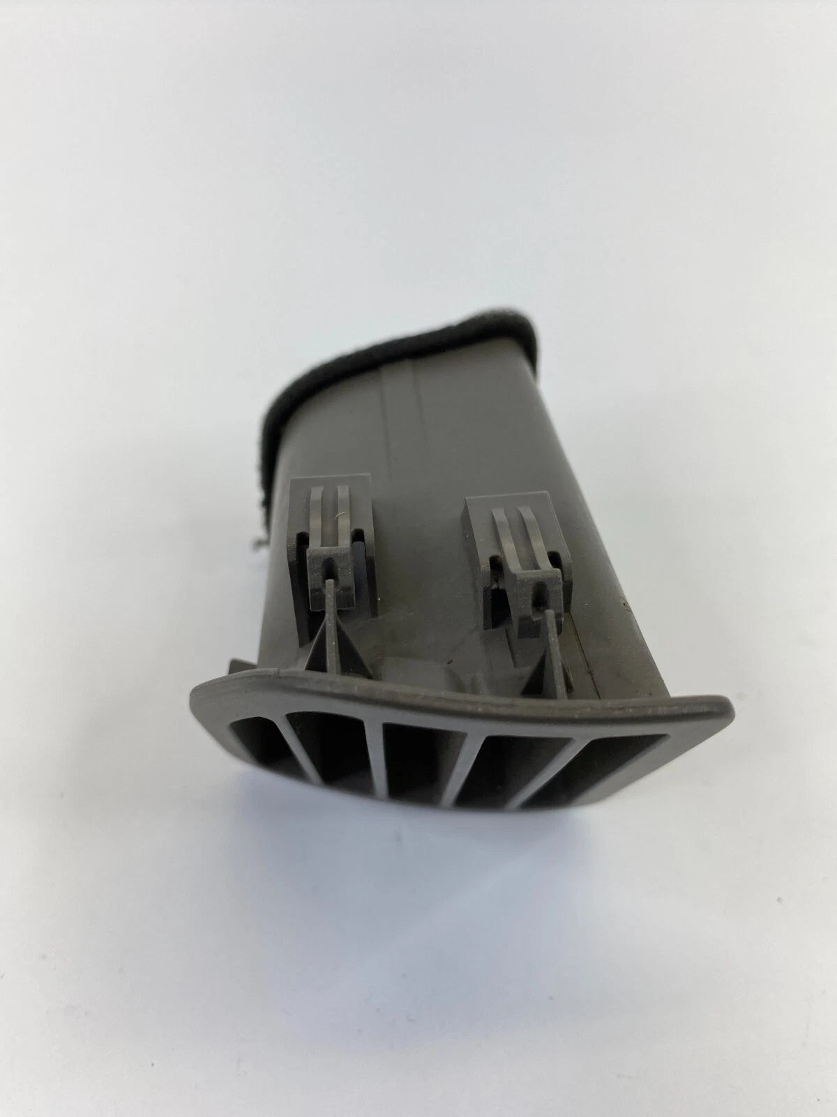 05-07 INFINITI G35 COUPE DASH RIGHT PASSENGER A/C AIR VENT DEFROSTER GRILLE OEM