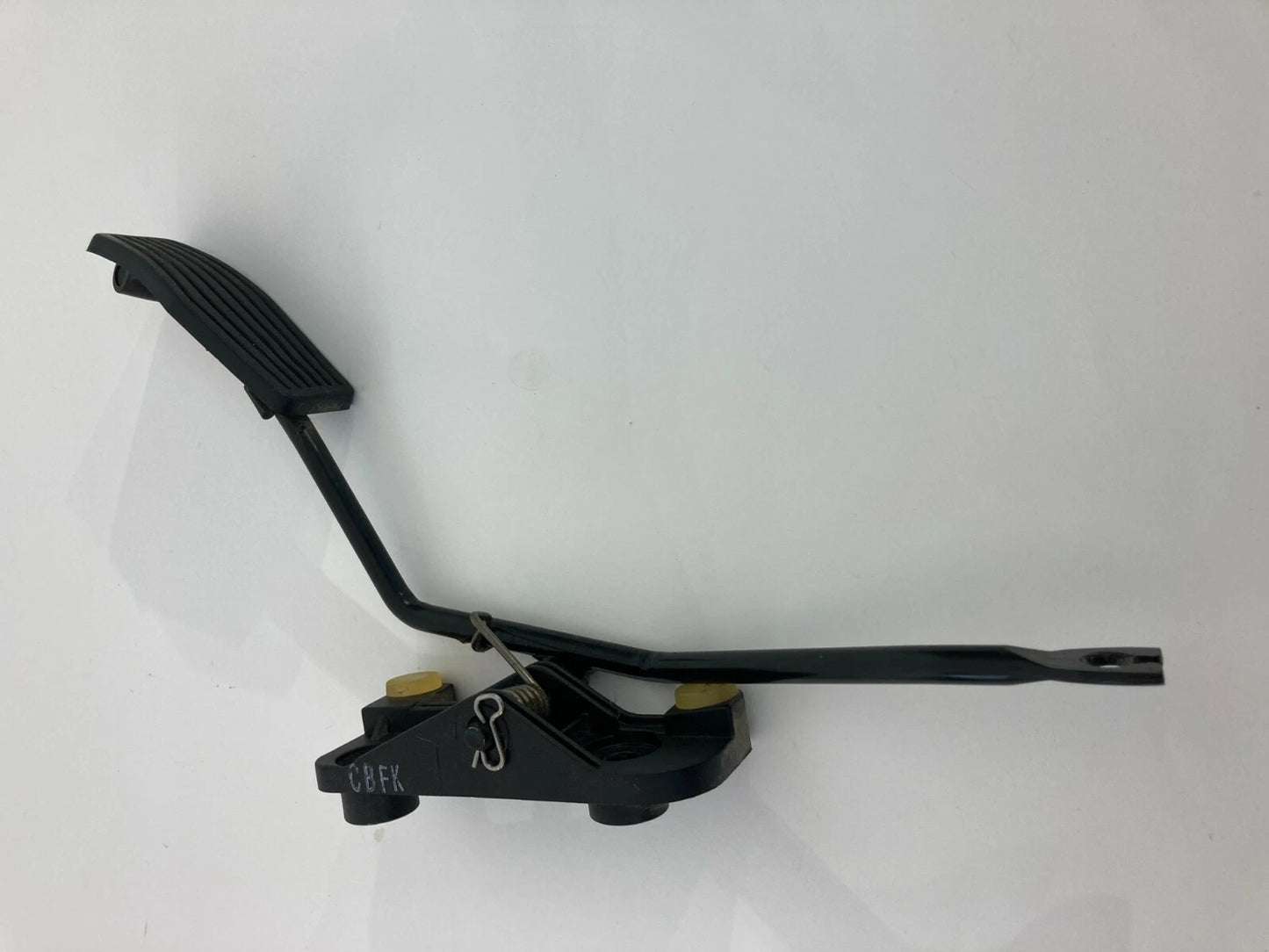 2006-2011 HYUNDAI ACCENT GAS ACCELERATOR PEDAL LEVER ARM ASSEMBLY PART UNIT OEM