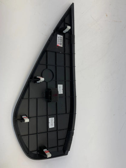 2014-2019 KIA SOUL DASHBOARD SIDE END CAP COVER FRONT RH OEM FACTORY 84766-B2000