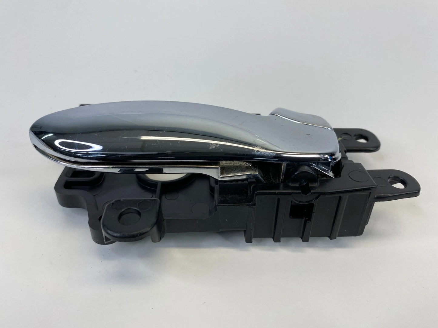 14-18 KIA FORTE FORTE5 SEDAN FRONT RIGHT INTERIOR DOOR HANDLE 82623-A7000 OEM