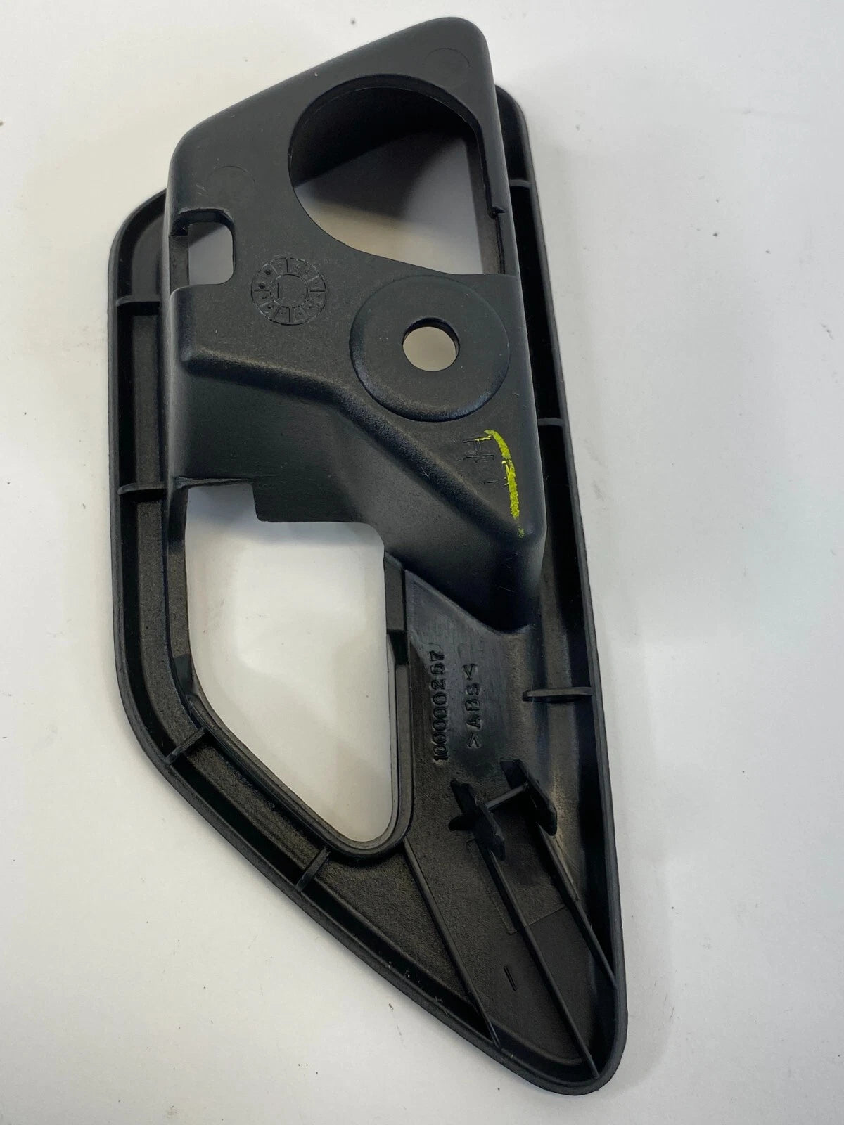 2009 2010 DODGE JOURNEY FRONT LEFT INTERIOR DOOR HANDLE BEZEL TRIM 100000257 OEM