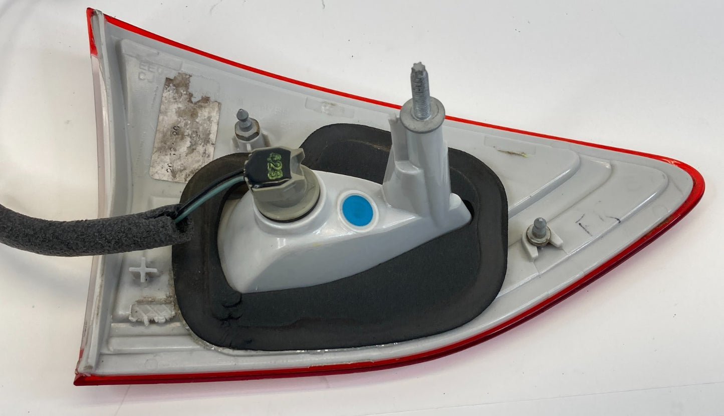 2013 2014 2015 2016 Ford Escape Right Side Inner Trunk Tail Light Taillight OEM