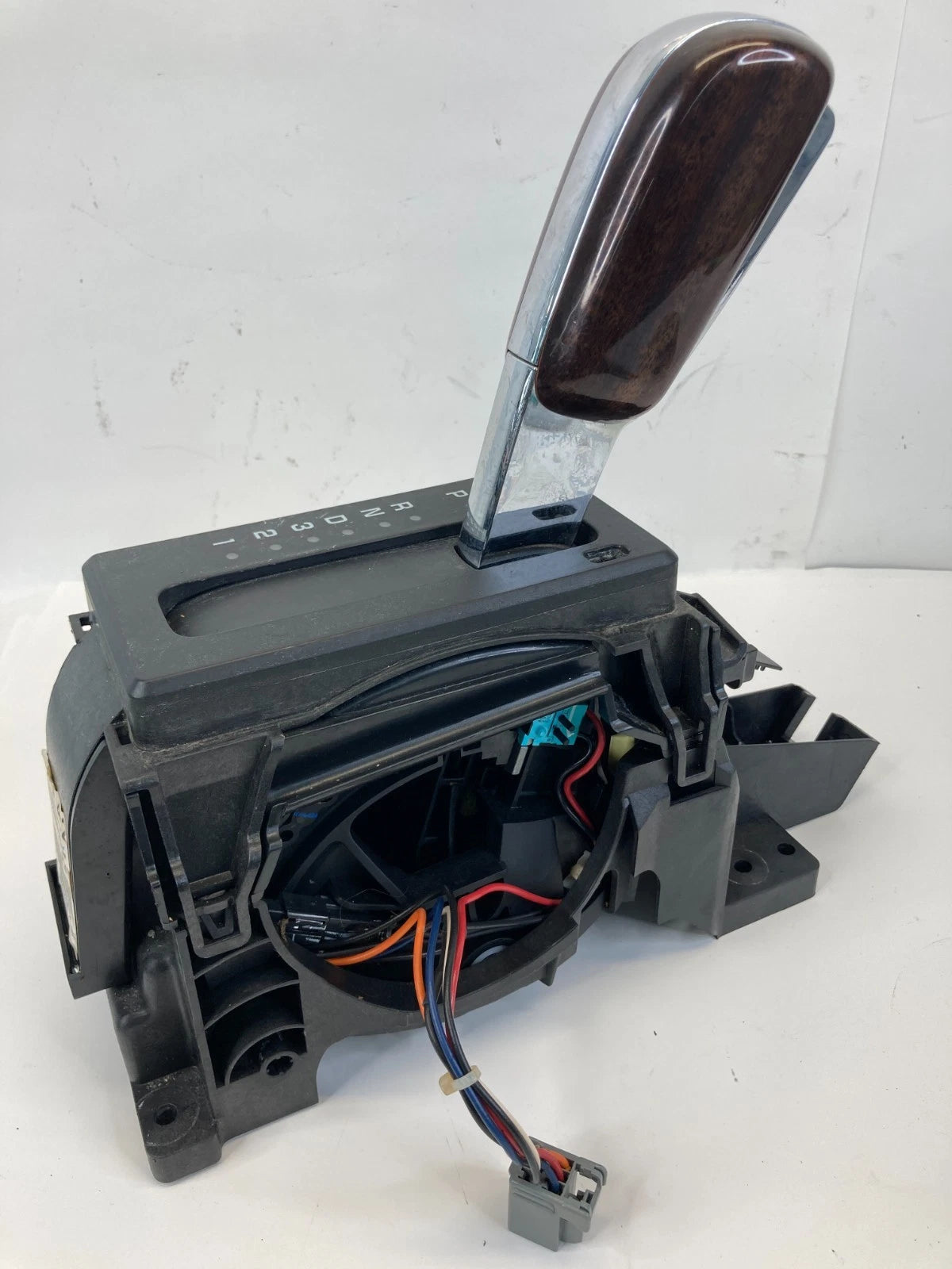 2007-2014 FORD EXPEDITION AUTOMATIC TRANSMISSION FLOOR GEAR SHIFTER LEVER ASSY