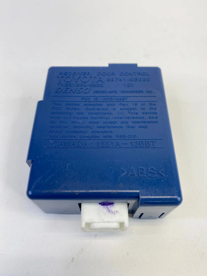 2004-2006 LEXUS RX330 THEFT LOCKING DOOR CONTROL RECEIVER MODULE 89741-0E020 OEM