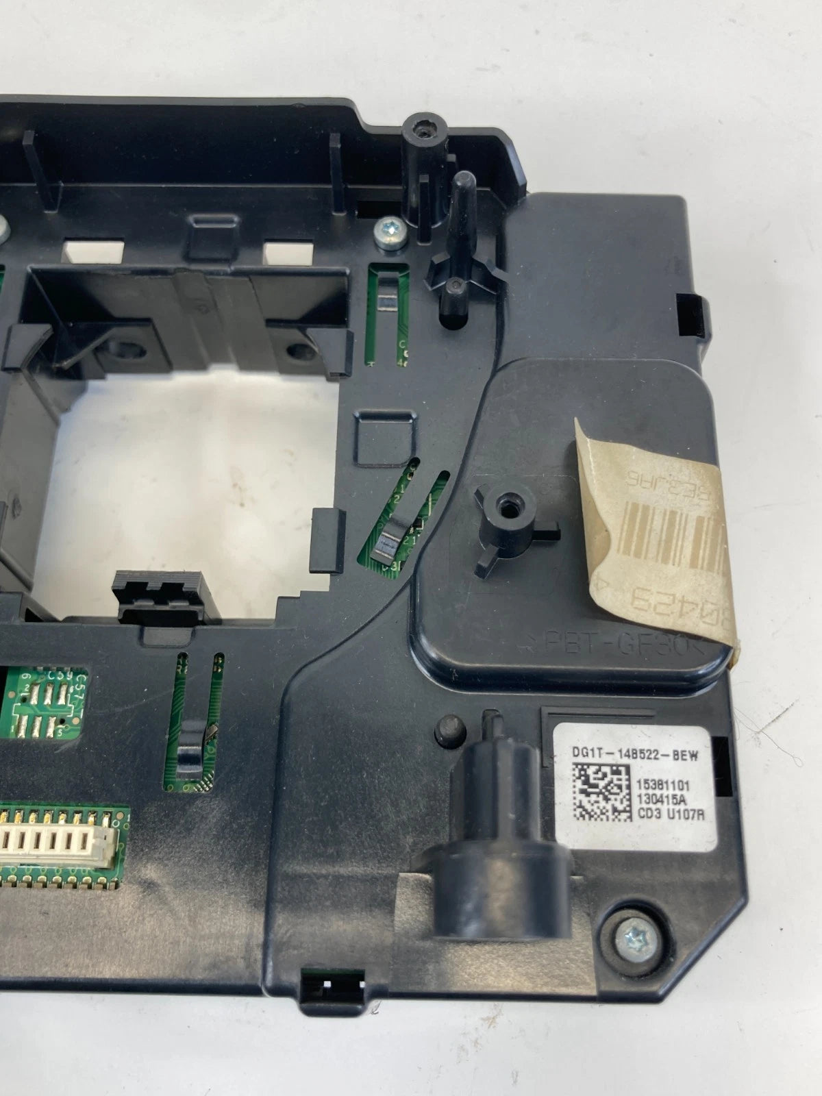 2013-2015 FORD TAURUS POLICE INTERCEPTOR SEDAN STEERING COLUMN HOUSING BRACKET