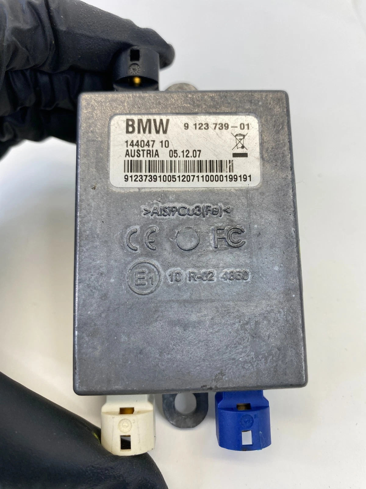 2007 2008 BMW 328XI USB INTERFACE HUB ADAPTER CONTROL MODULE UNIT 9123739-01 OEM