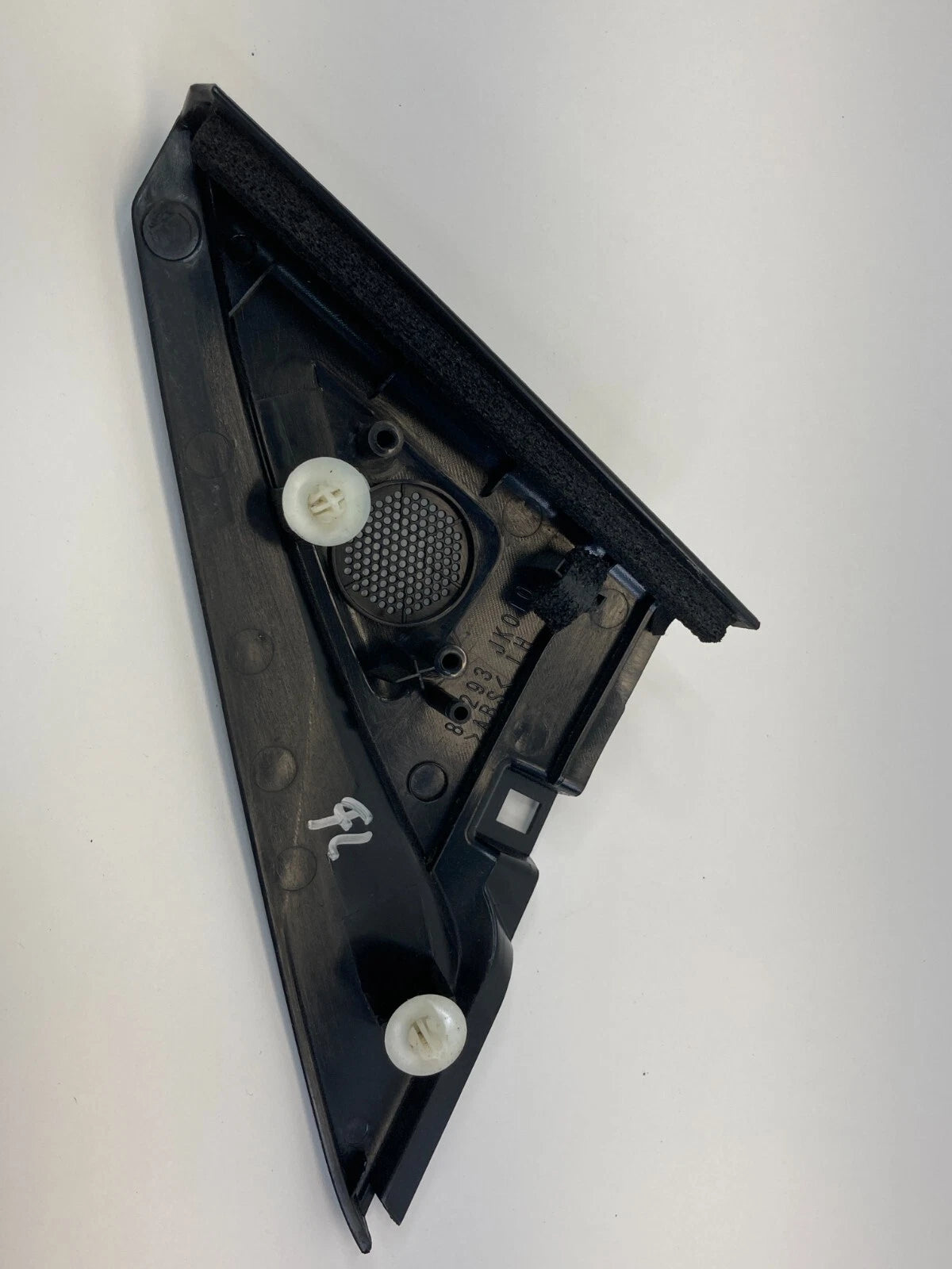 09-13 INFINITI G37 SEDAN FRONT LEFT DOOR TWEETER CORNER COVER TRIM 80293-JK010