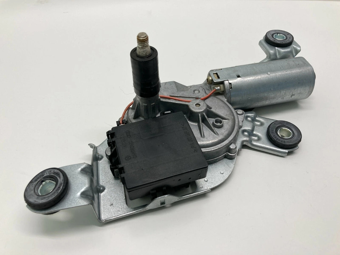 2004-2010 BMW X3 REAR LIFTGATE BACK WINDOW WINDSHIELD WIPER MOTOR ASSEMBLY OEM