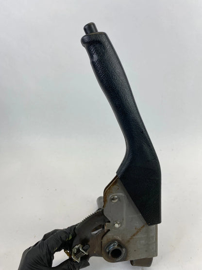 1998-2002 ISUZU TROOPER EMERGENCY PARKING HAND BRAKE LEVER HANDLE ASSEMBLY OEM