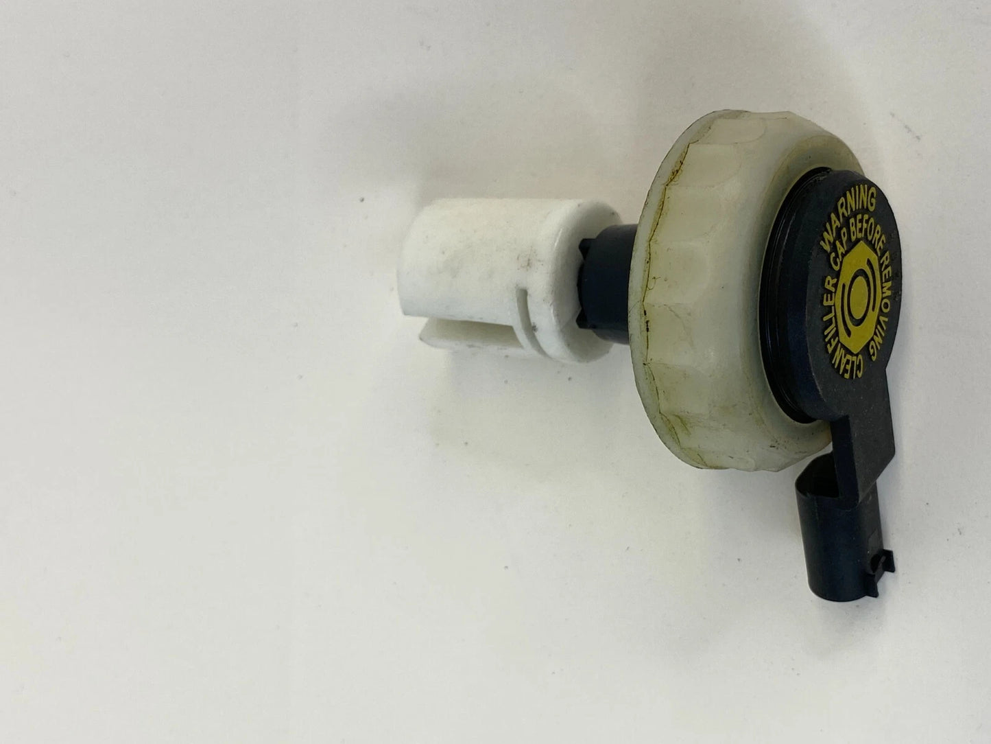 2009 2010 BMW 535I XDRIVE BRAKE FLUID MASTER CYLINDER RESERVOIR CAP COVER OEM
