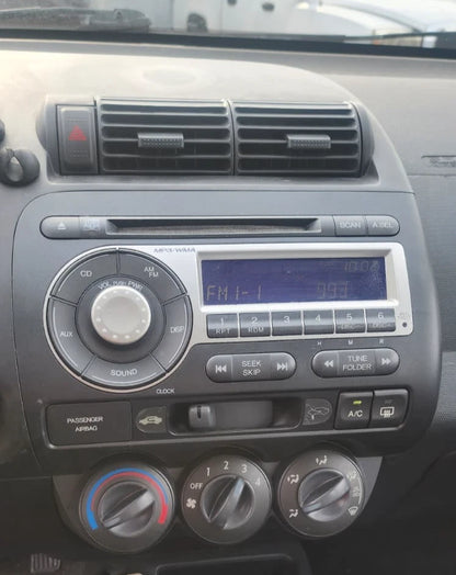 2007 2008 07 08 HONDA FIT AM/FM RADIO RECEIVER MP3/WMA CD DISC PLAYER 39101-SLN