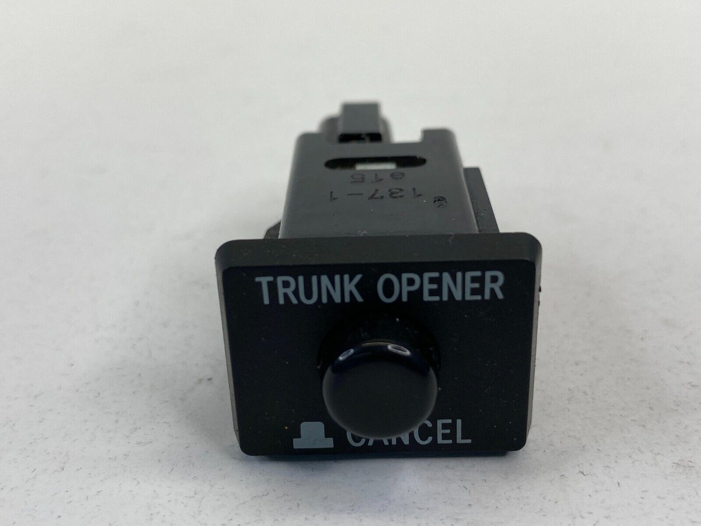 2000-2004 Toyota Avalon Trunk Lid Release Opener Cancel Control Switch OEM