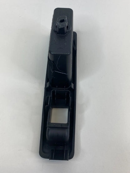 2008-2013 NISSAN ROGUE REAR RIGHT SIDE POWER WINDOW SWITCH BEZEL 82960JM00A