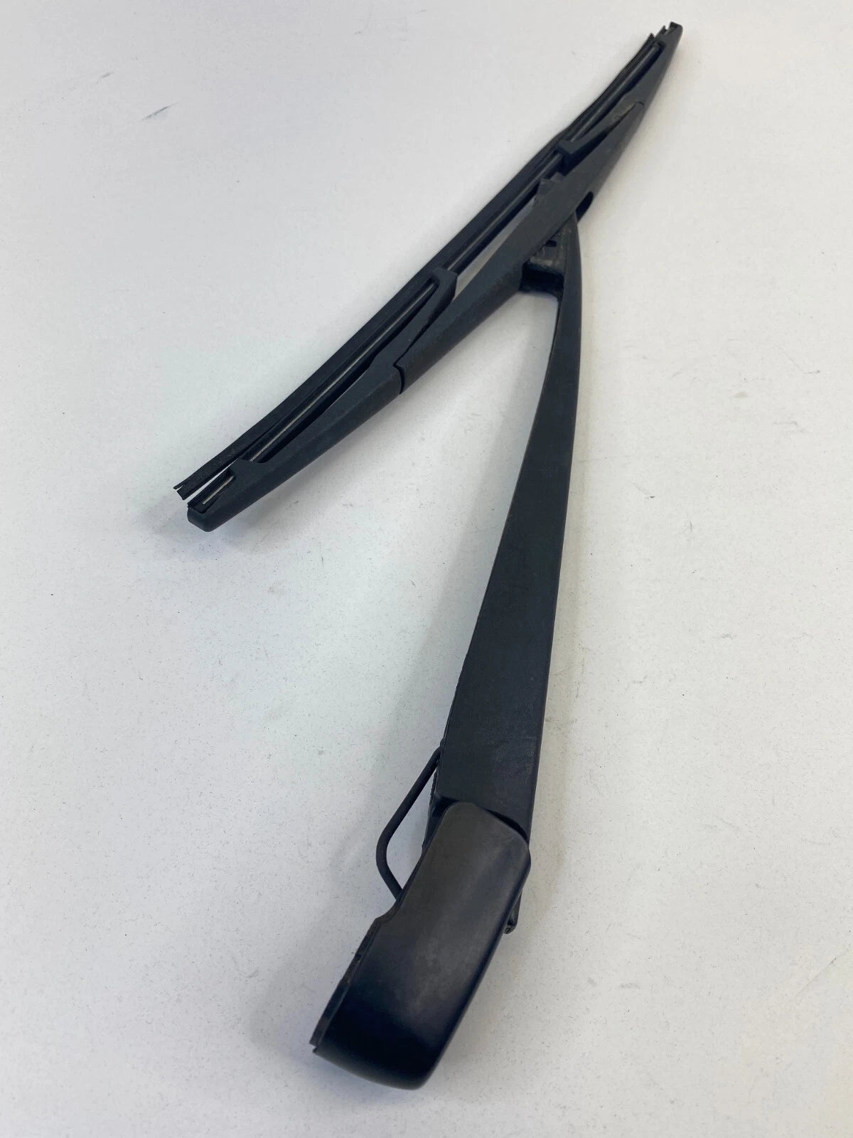 2010 2011 MISTUBISHI LANCER HATCHBACK REAR TAILGATE WINDOW WIPER ARM BLADE OEM