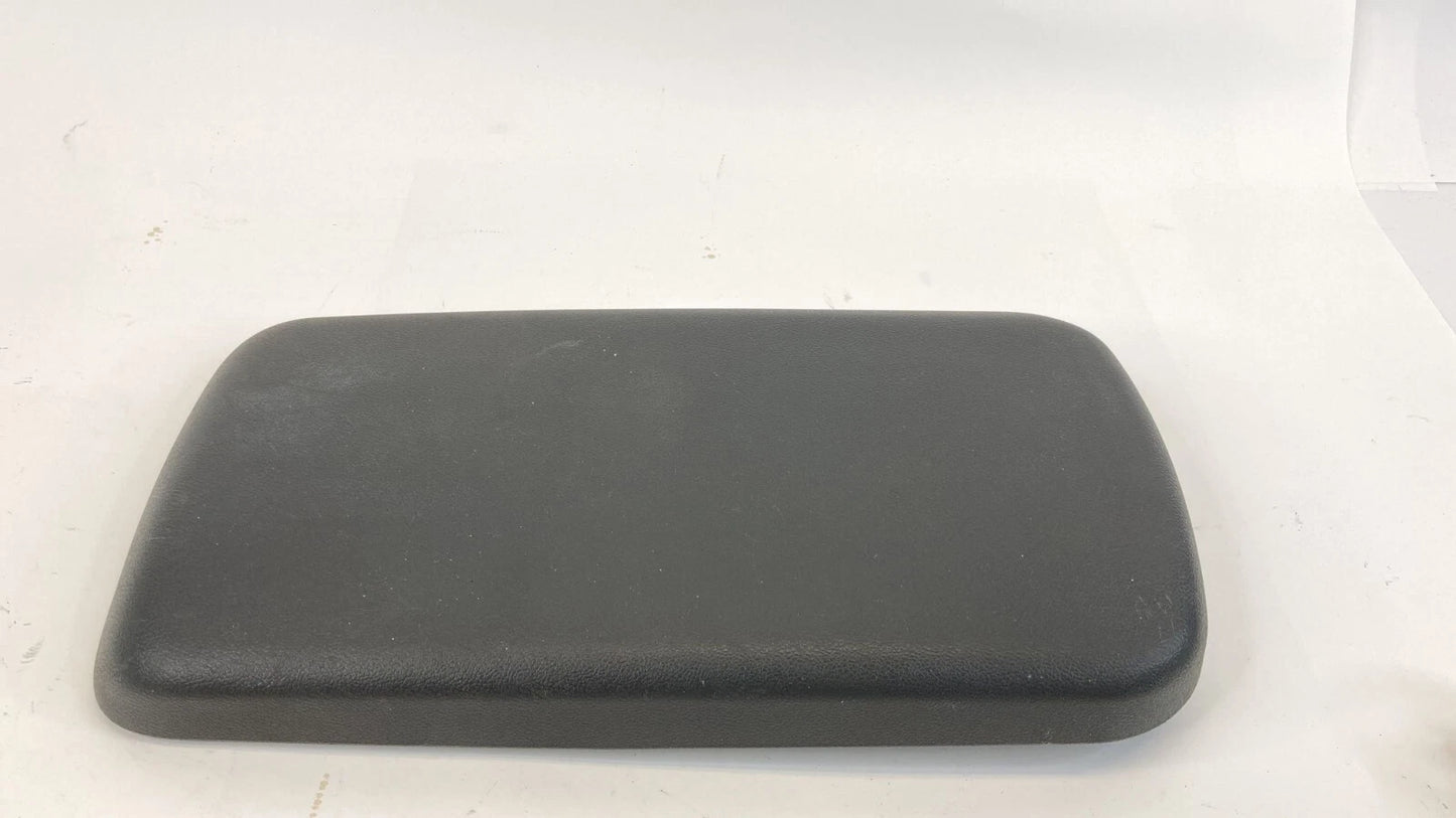 05 06 07 08 09 10 PONTIAC G6 SEDAN CENTER CONSOLE LID ARM REST ARMREST OEM