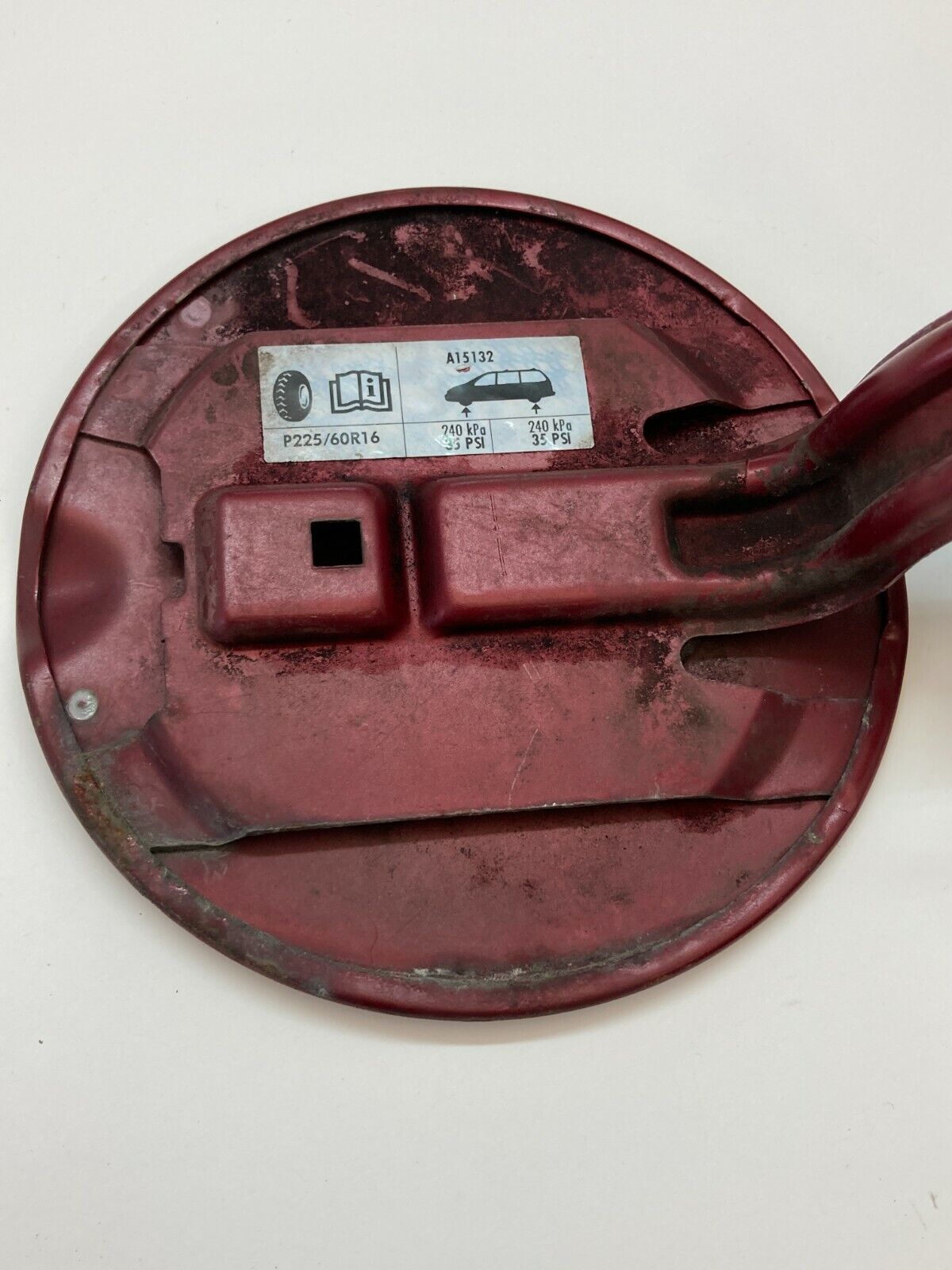 04-07 Ford Freestar Fuel Filler Gas Tank Door Lid Cover Matador Red Metallic OEM