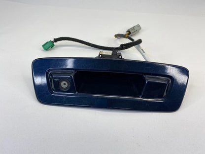 2009-2012 CHEVROLET TRAVERSE TRUNK LIFTGATE TAILGATE HANDLE W/ BACKUP CAMERA OEM