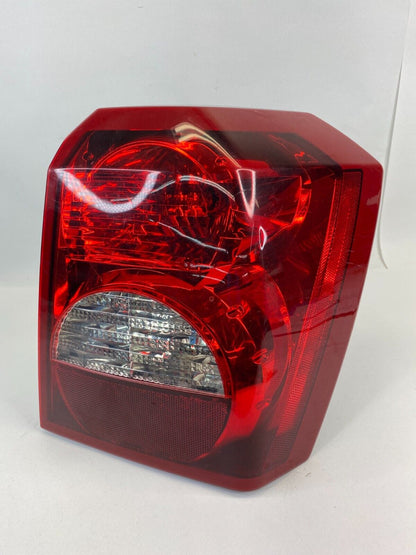 2008-2012 Dodge Caliber Rear Right Passenger Tail Light Taillight Taillamp Lamp