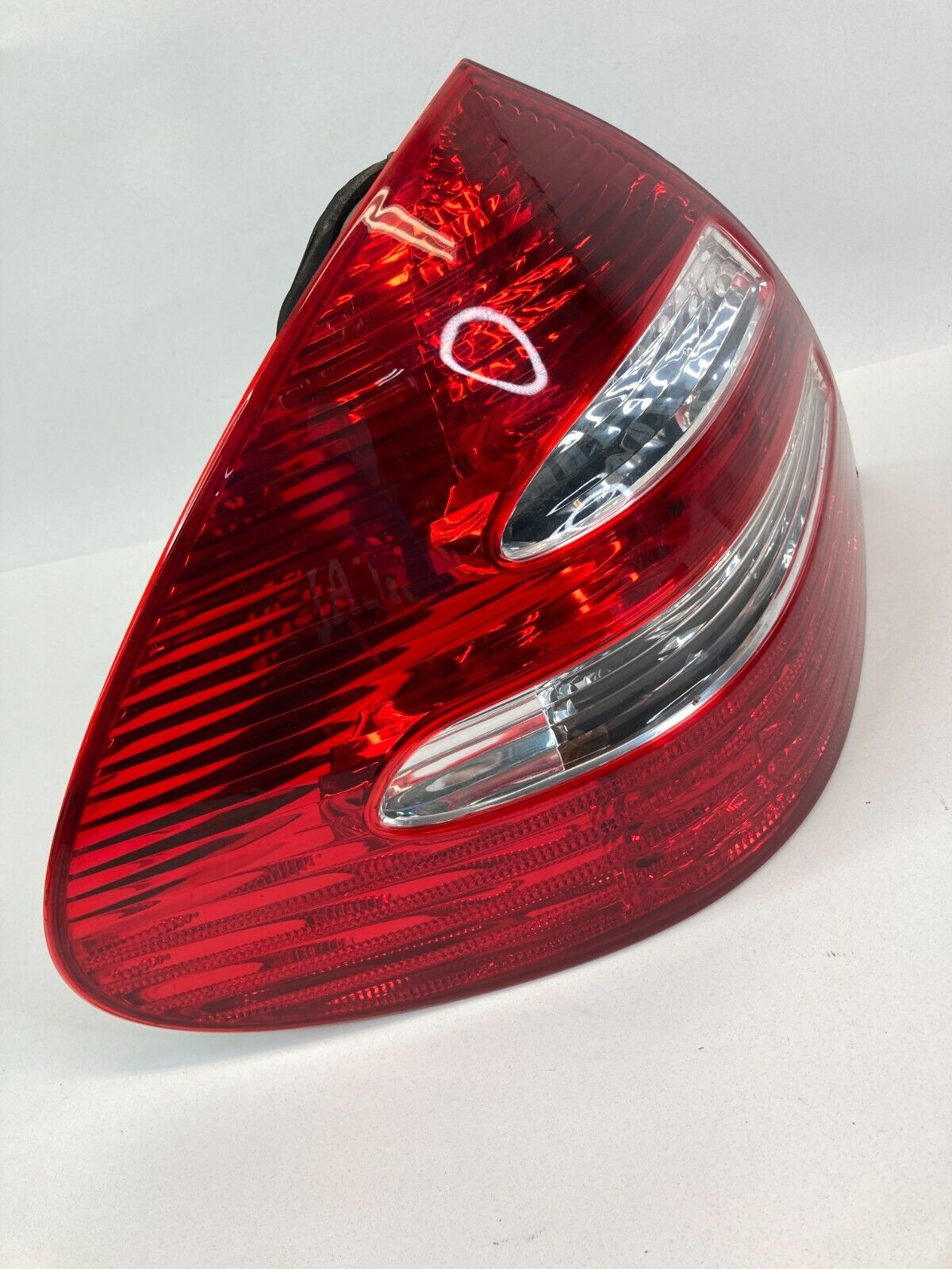 03-06 Mercedes Benz E320 Sedan Rear Left Driver Side Tail Light Lamp A2118200364