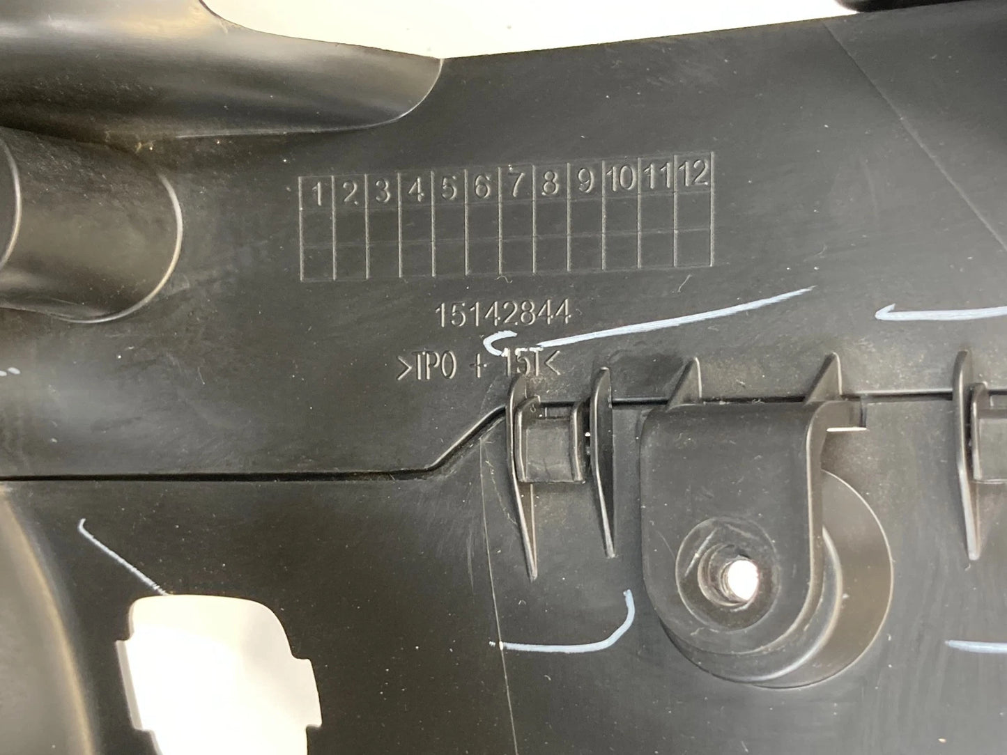 07 08 09 SUZUKI XL-7 XL7 STEERING COLUMN COVER TRIM SHROUD BEZEL 15142843 OEM