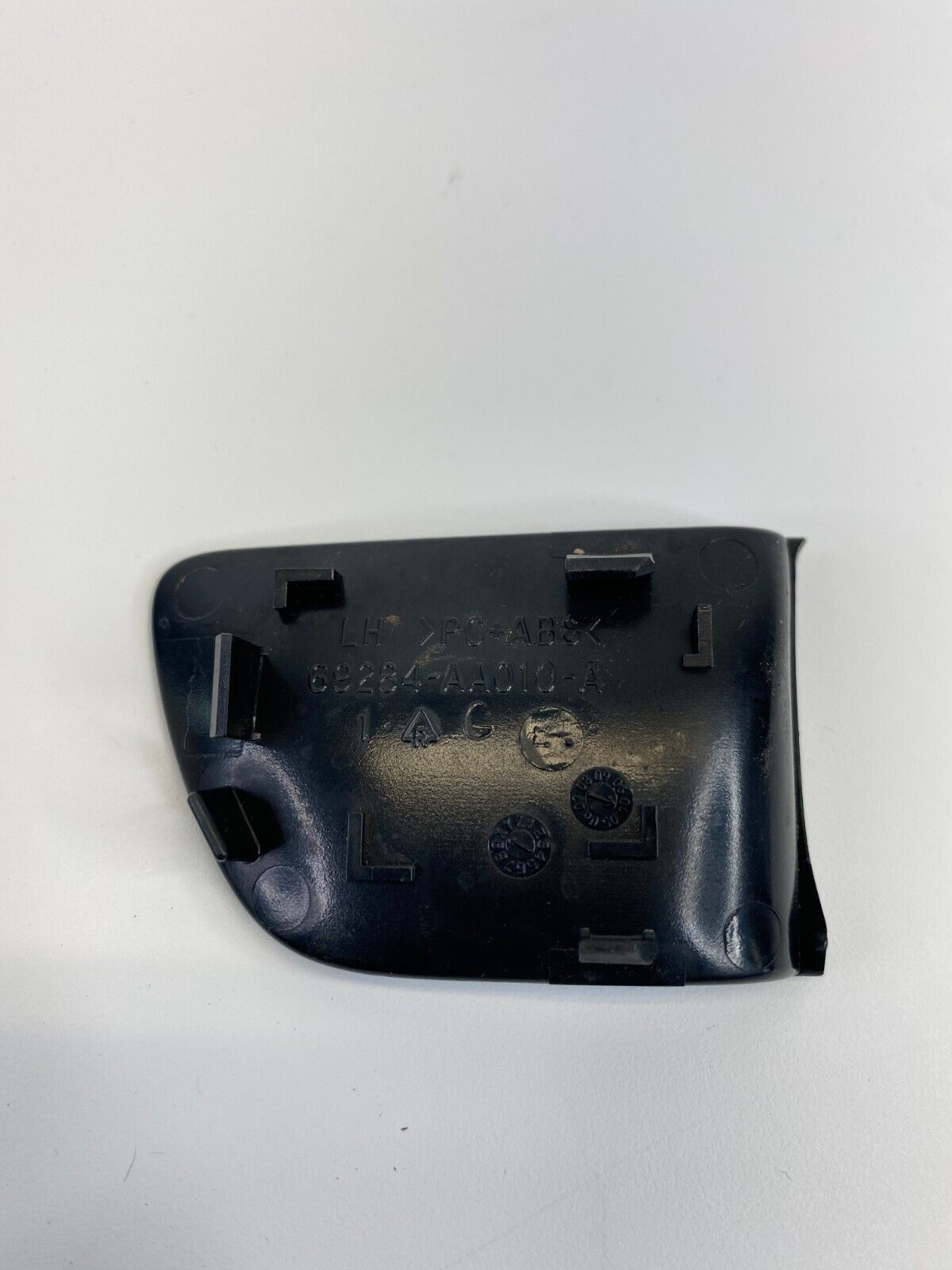 2004-2006 Lexus RX330 Front Left Inner Door Plug Screw Cover Trim 69284-AA010-A