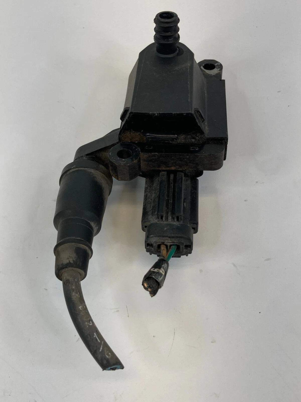 03 04 05 DODGE RAM 1500 2500 3500 5.7L ENGINE IGNITION COIL ASSEMBLY OEM