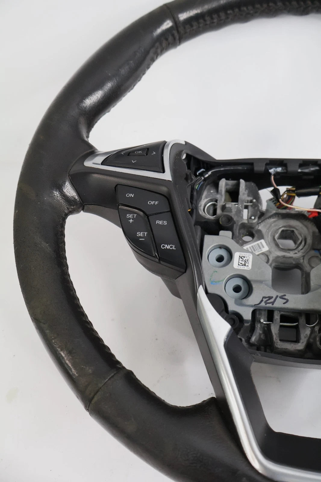 13-16 FORD FUSION 2015-2018 EDGE STEERING WHEEL WITH CRUISE AUDIO CONTROLS OEM