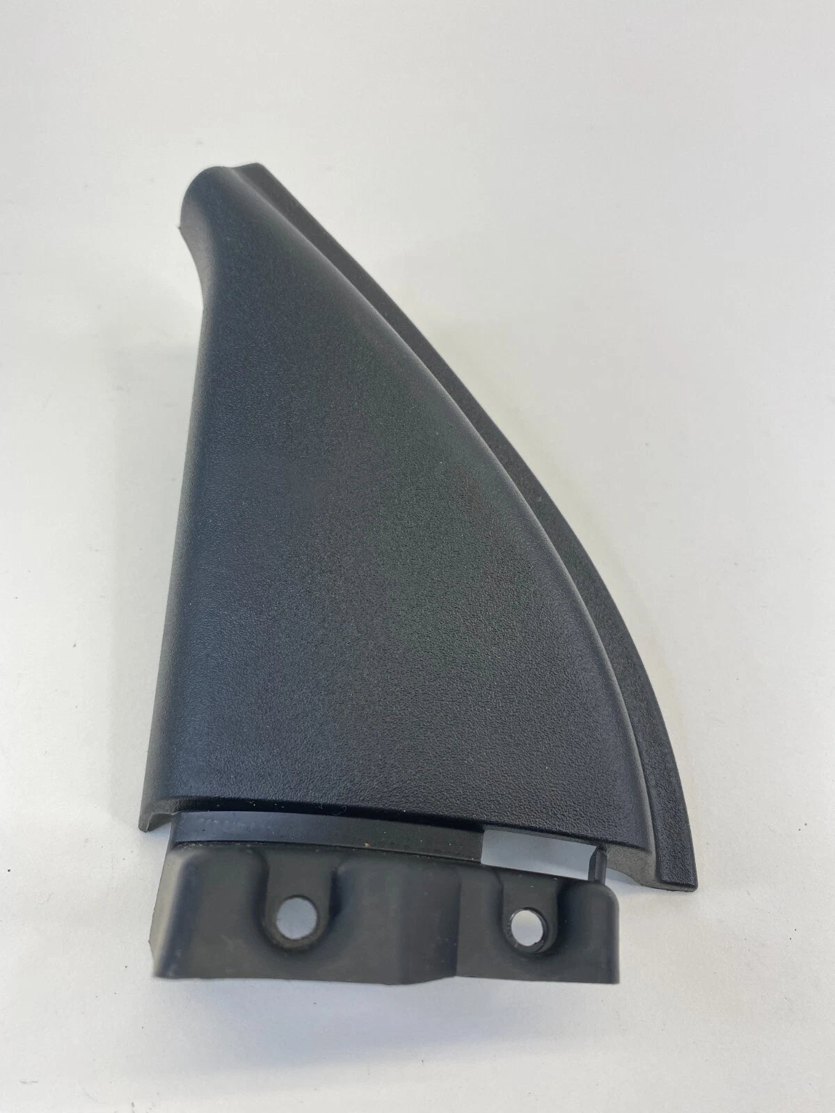 2009-2012 CHEVROLET TRAVERSE FRONT LEFT INNER MIRROR CORNER COVER TRIM PANEL OEM