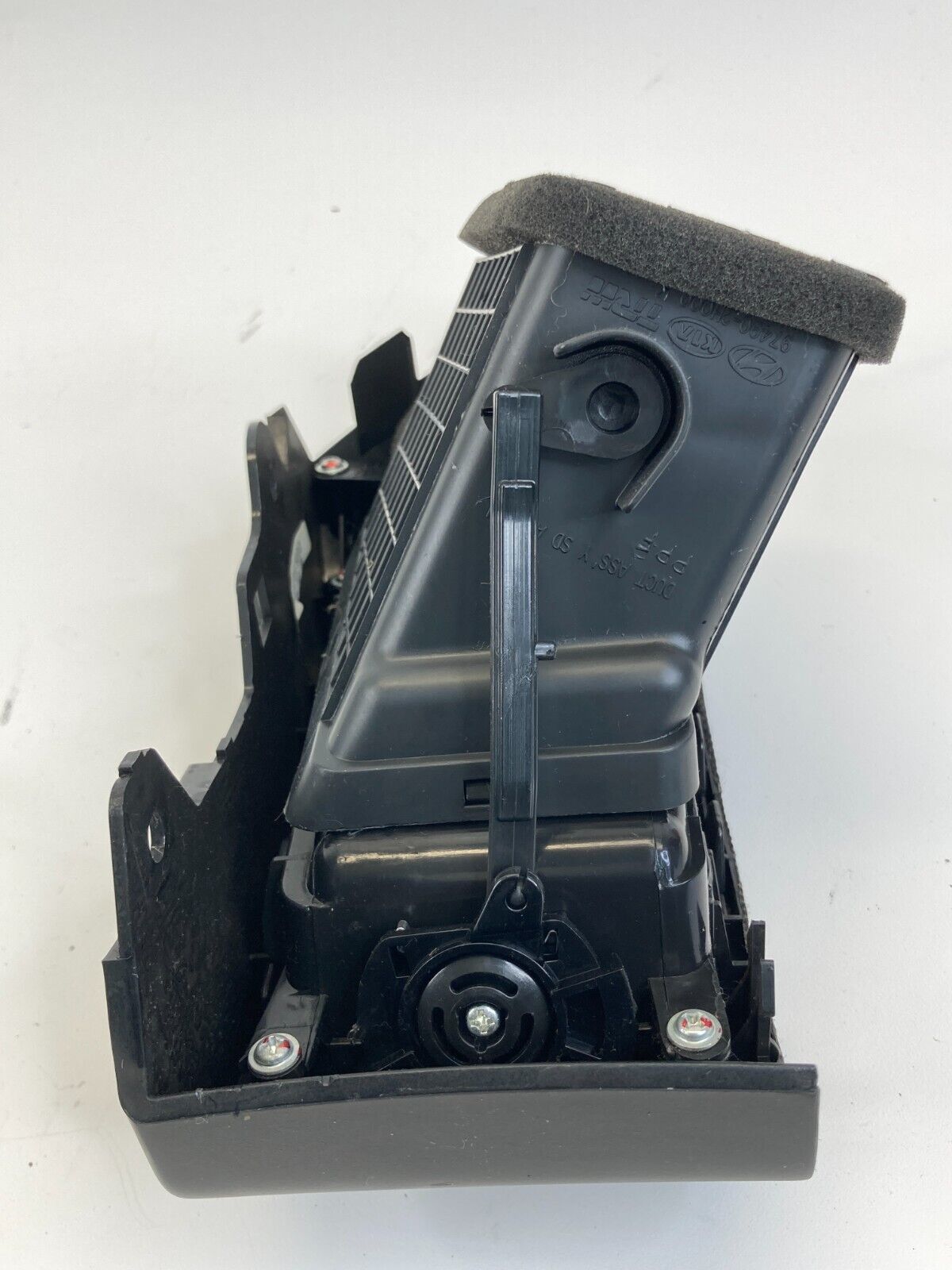 2007-2010 Hyundai Elantra Front Right Side Dash A/C Outer Air Vent Grille Outlet