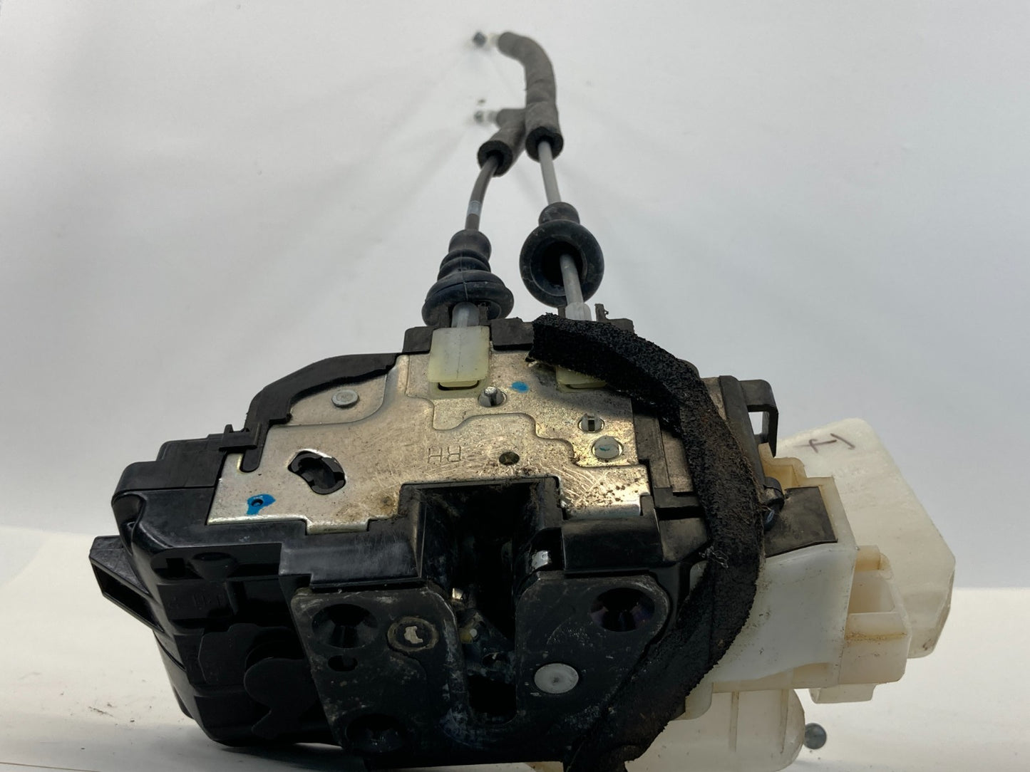 2008-2010 Hyundai Sonata Front Right Passenger Door Lock Latch Actuator OEM