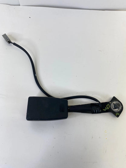 2010 MAZDA 3 MAZDA3 FRONT RIGHT PASSENGER SIDE SEAT BELT BUCKLE RECEIVER OEM