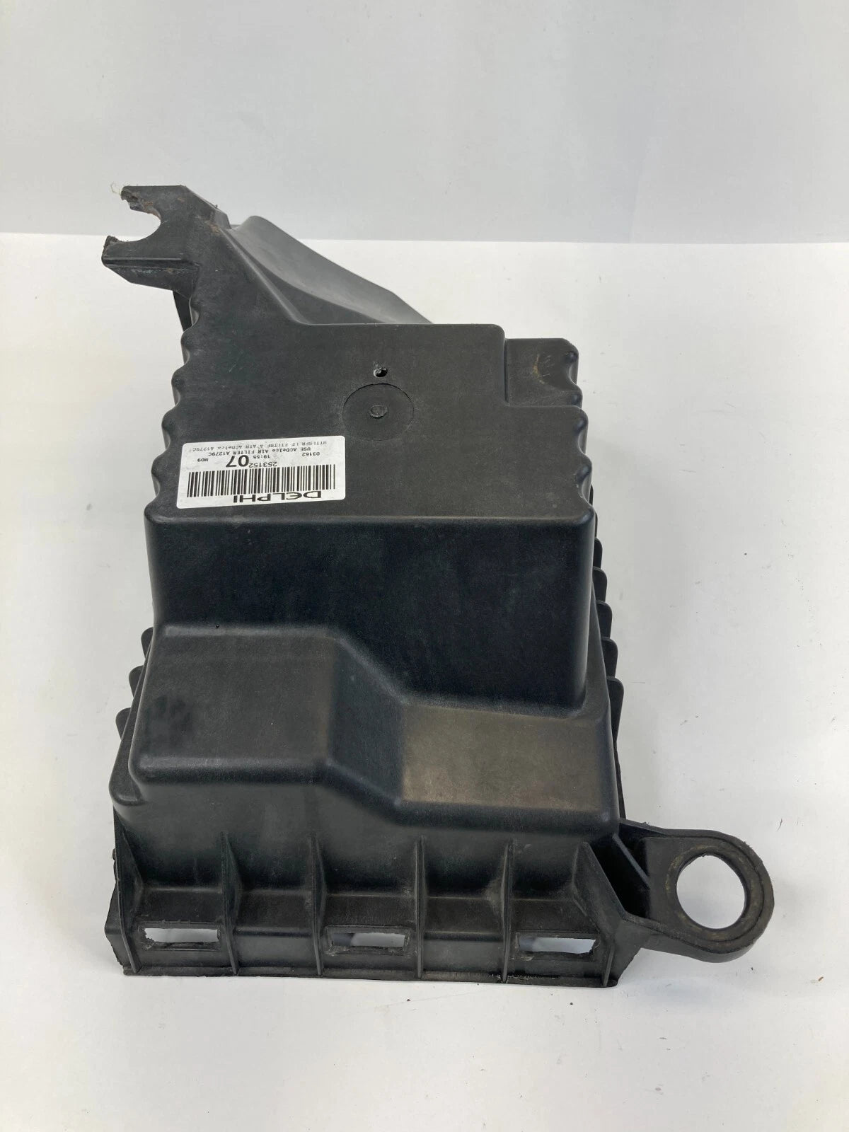 99-05 PONTIAC GRAND AM 3.4L V6 AIR CLEANER INTAKE BOX LOWER COVER 25312775 OEM