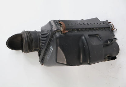 2003-2005 4RUNNER AIR FILTER BOX HOUSING UPPER AND LOWER OEM 17705-50160