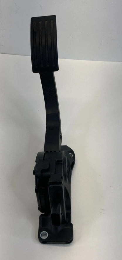 2012-2018 FORD FOCUS 2.0L ACCELERATOR GAS PEDAL ASSEMBLY BV61-9F836-AB OEM
