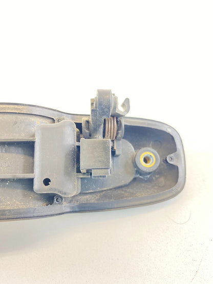 1999-2004 SUZUKI VITARA REAR RIGHT PASSENGER SIDE EXTERIOR DOOR HANDLE ASSEMBLY