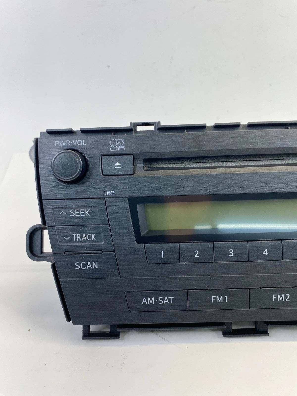 2010 2011 TOYOTA PRIUS RADIO RECEIVER CD DISC PLAYER MP3 WMA UNIT 8612047290 OEM