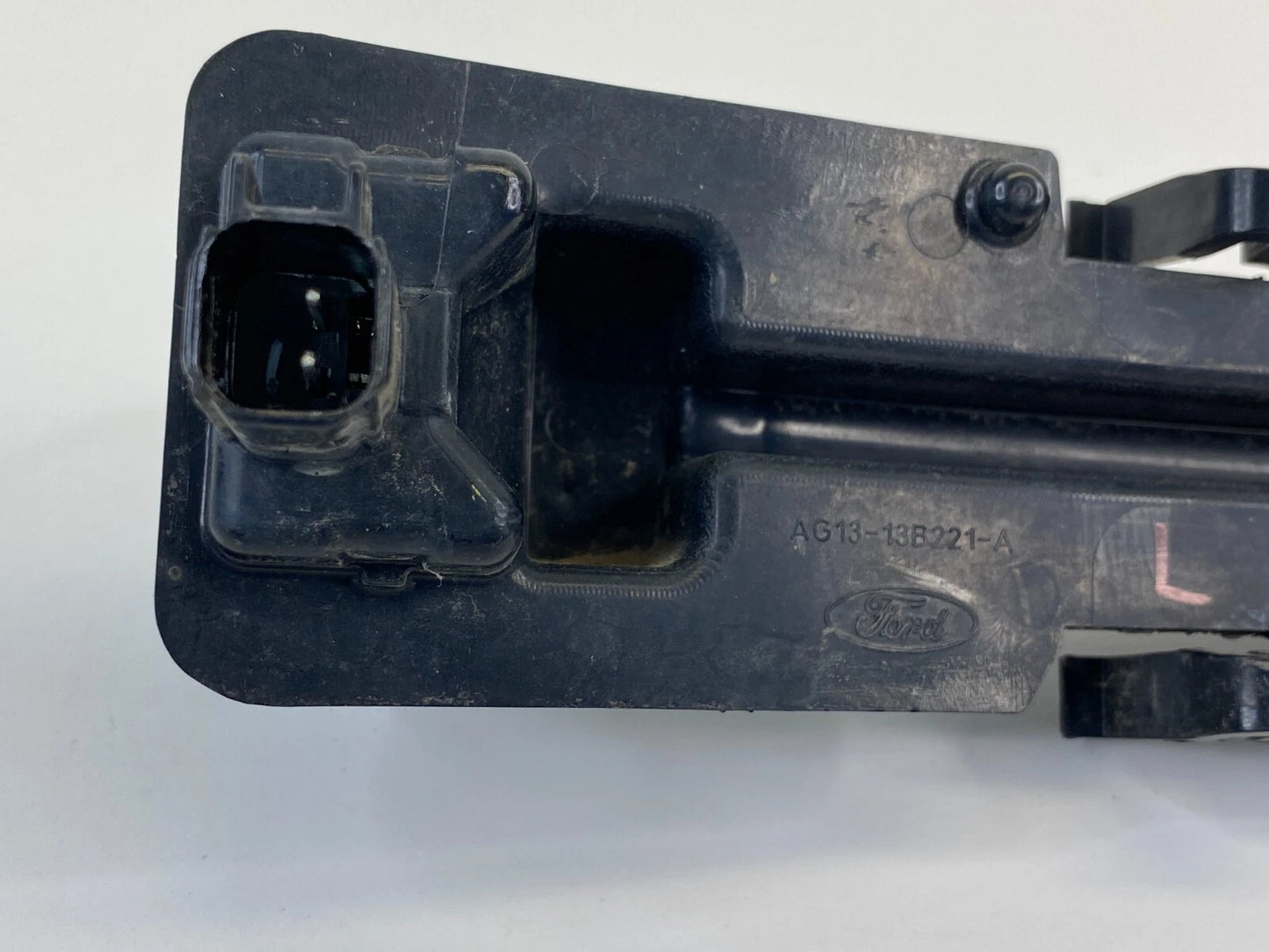 2010-2019 FORD TAURUS FRONT LEFT DRIVER TURN SIGNAL LIGHT AG13-13B221-AB OEM