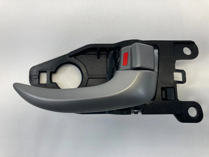11-16 HYUNDAI ELANTRA FRONT RIGHT PASSENGER SIDE INTERIOR DOOR HANDLE 82623MD000